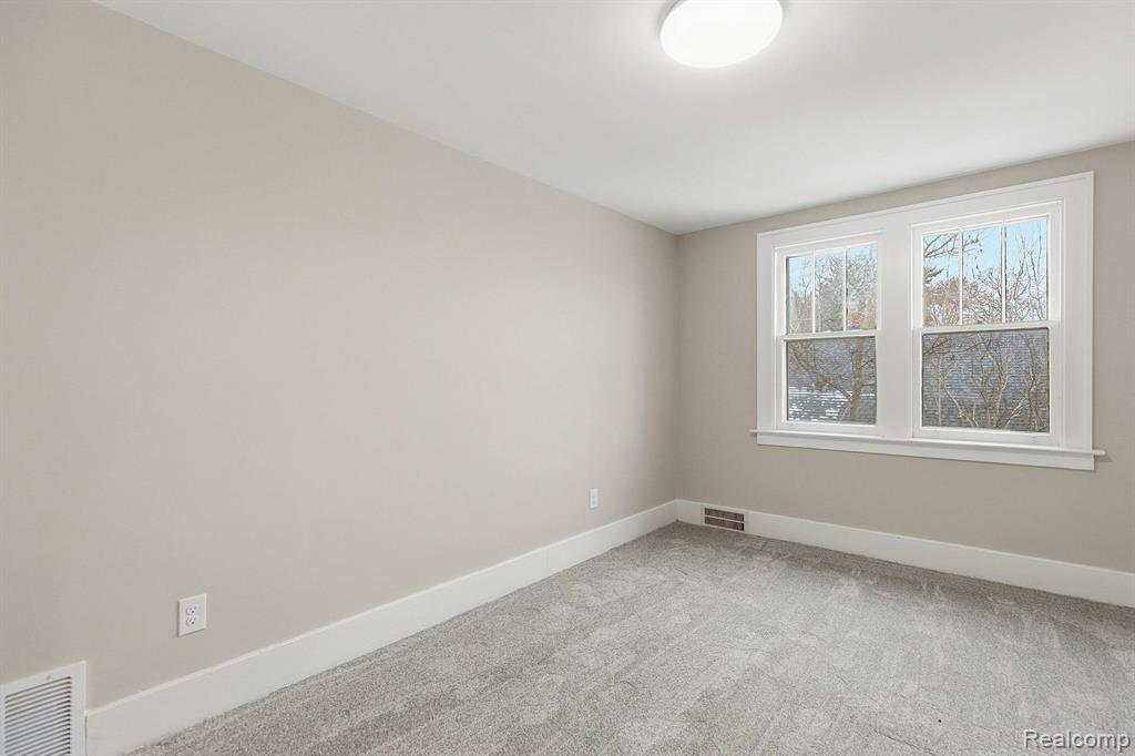 142 Miller Street, Mount Clemens, MI 48043 — Photo 37
