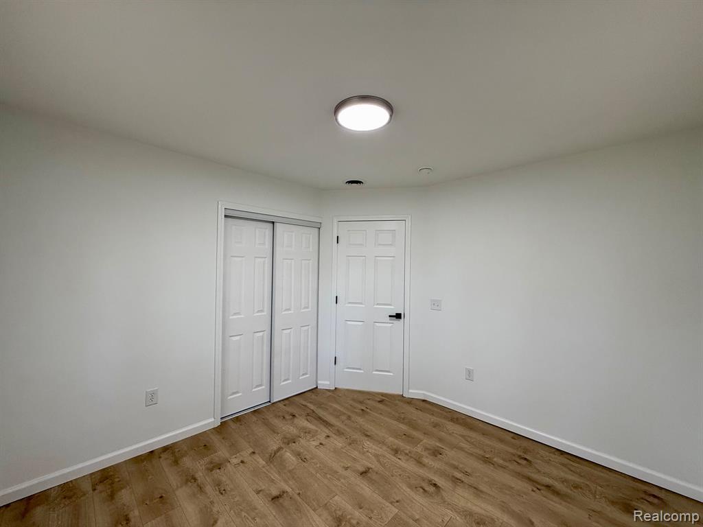 45949 Bontekos Avenue, Belleville, MI 48111 — Photo 36