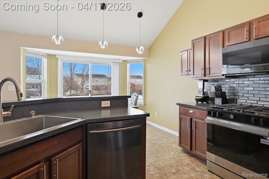 17482 Sunny Crest Drive, Romulus, MI 48174 — Photo 13