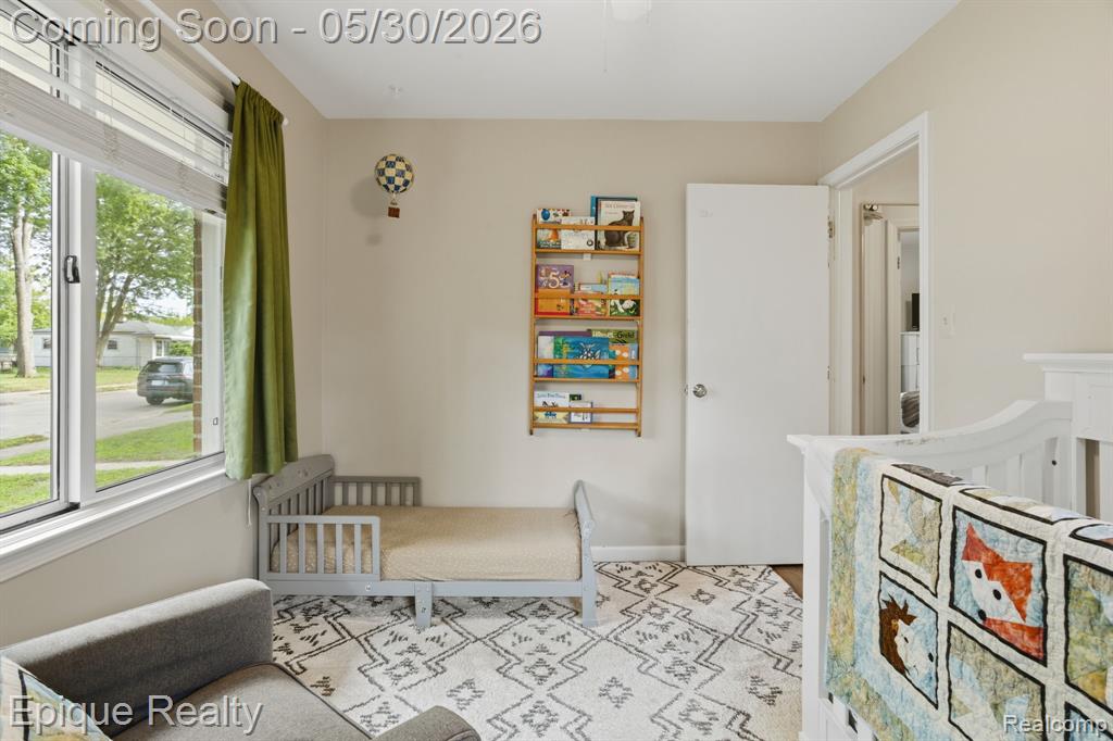 29087 Howard Avenue, Madison Heights, MI 48071 — Photo 13