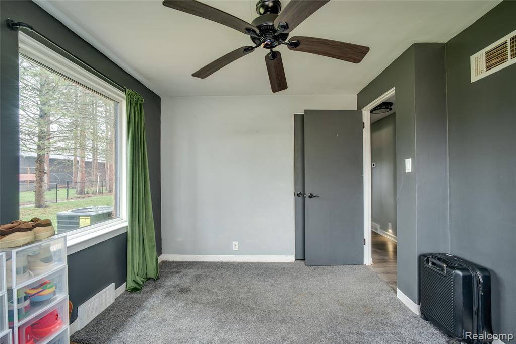 8780 Dixie Highway, Birch Run, MI 48415 — Photo 20