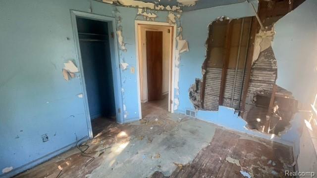 13042 Evanston Street, Detroit, MI, 48213