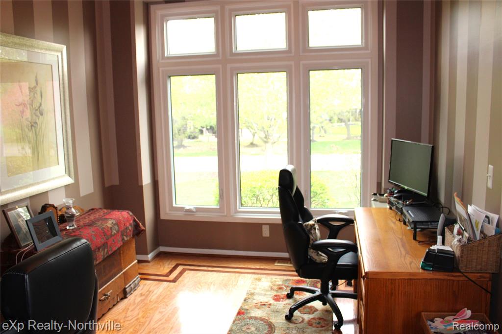 47671 Stratford Drive, Canton, MI 48187 — Photo 13