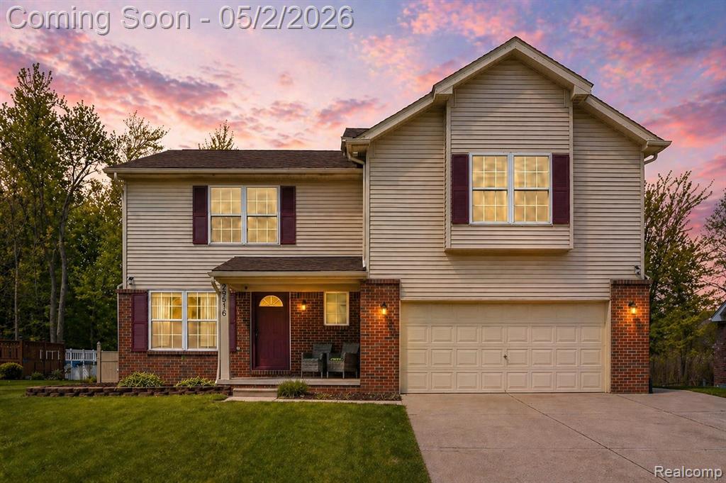 29516 Hunter Street, Trenton, MI 48183