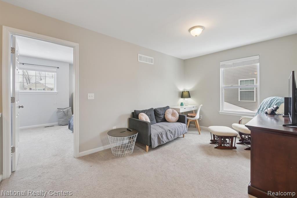 27316 Victoria Road, Novi, MI — Photo 38