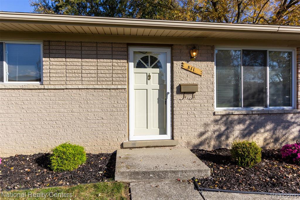 511 S Bryar Street, Westland, MI 48186 — Photo 4