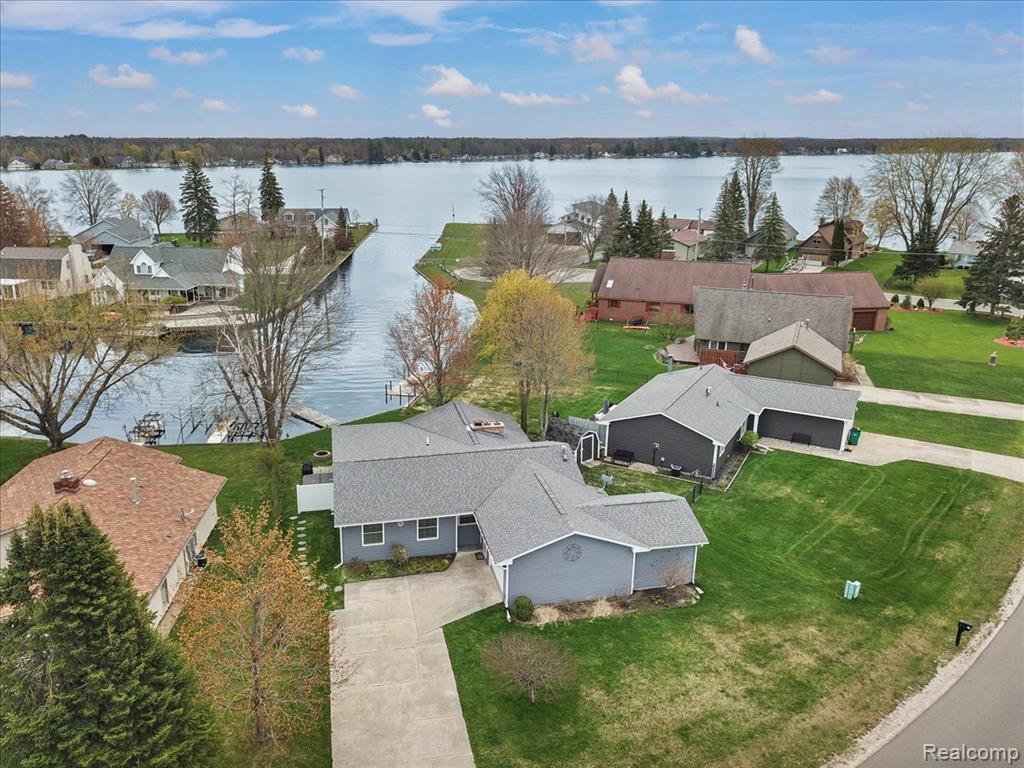 131 Bryan J Drive, Houghton Lake, MI 48629 — Photo 57