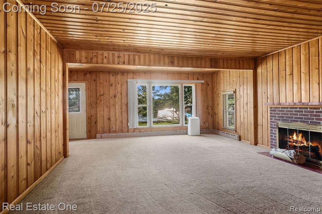 8802 Riverside Drive, Brighton, MI 48116 — Photo 9