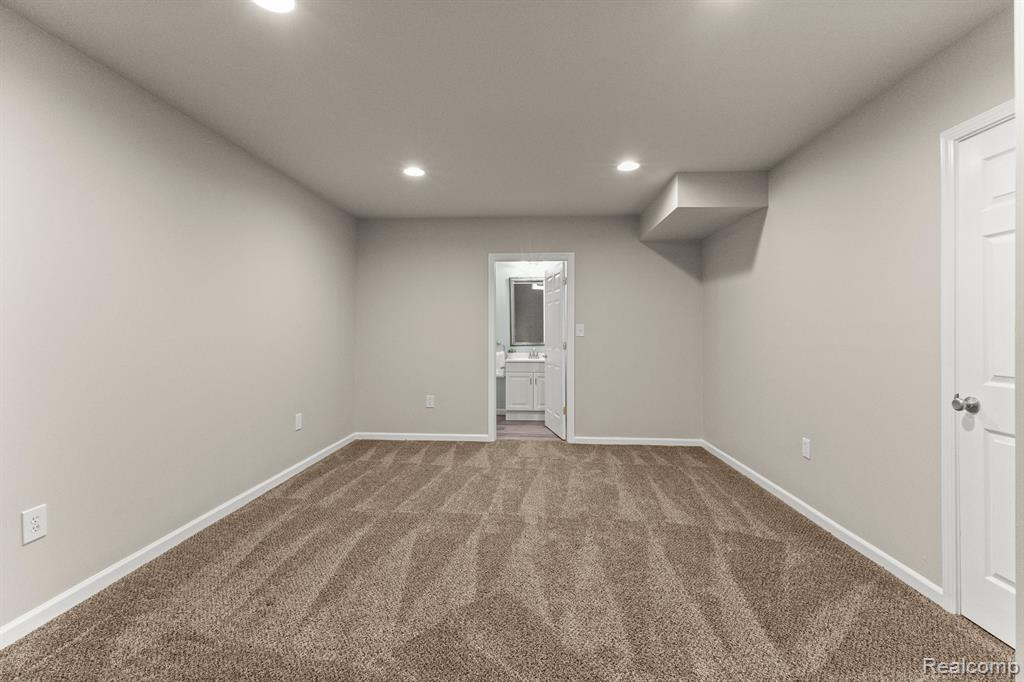 49102 FREESTONE Drive, Northville, MI 48168 — Photo 43