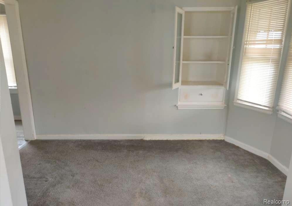 8458 Brace Street, Detroit, MI 48228 — Photo 7