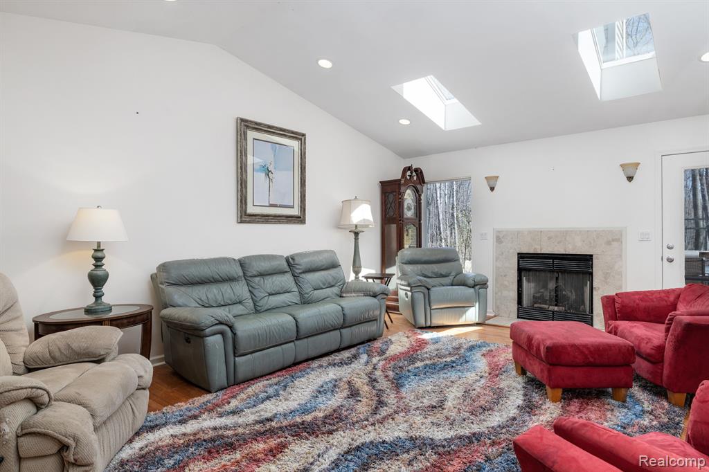 7312 LINDEN Road, Fenton, MI 48430 — Photo 19