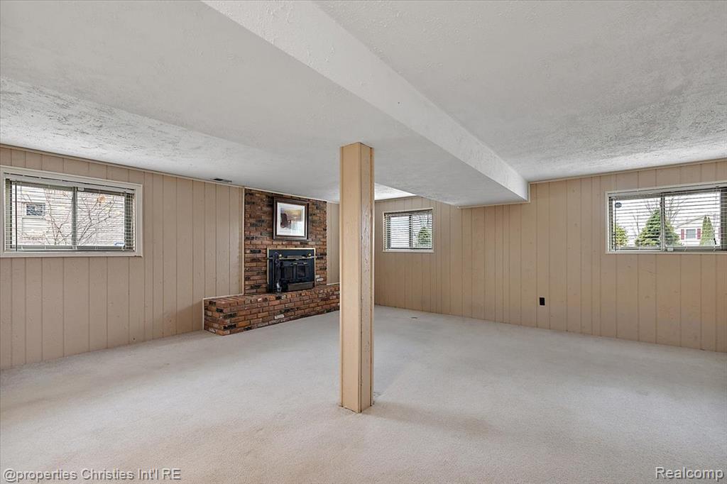 42610 Beechwood Drive, Canton, MI 48188 — Photo 37