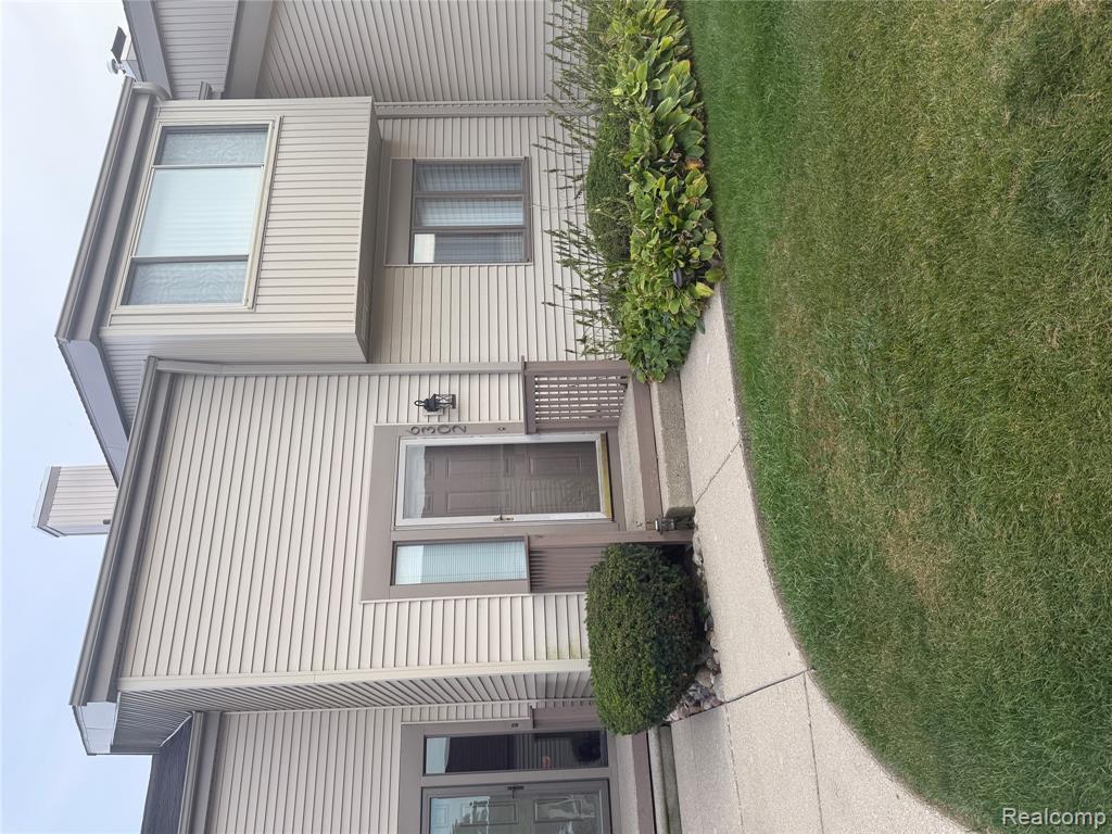 6302 Laurentian Court, Flint, MI 48532 — Photo 50