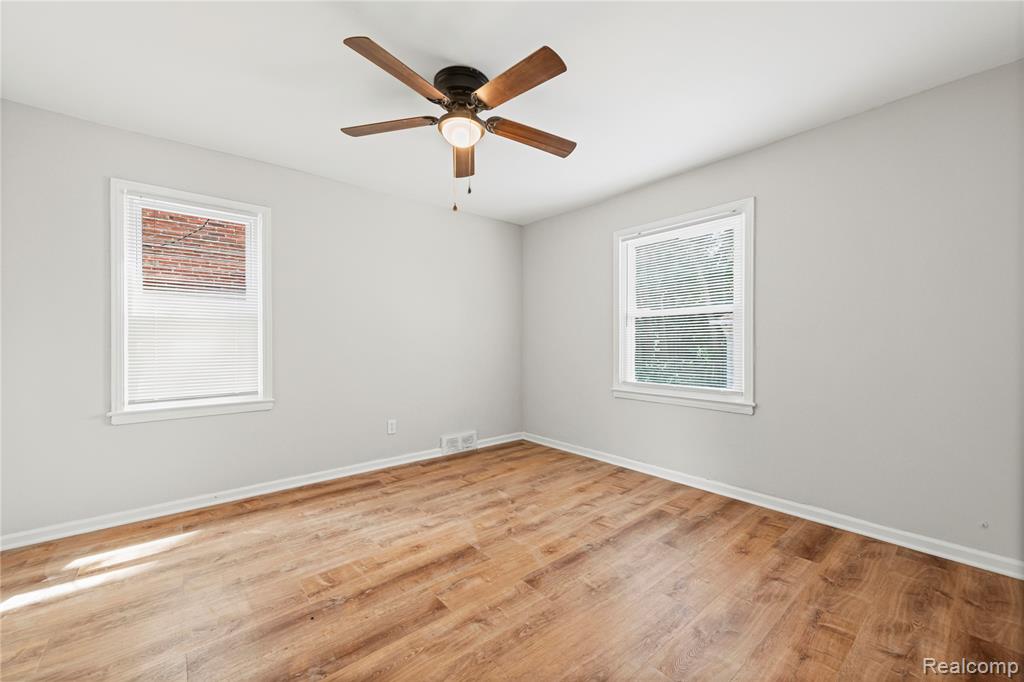 18243 Freeland Street, Detroit, MI 48235 — Photo 13