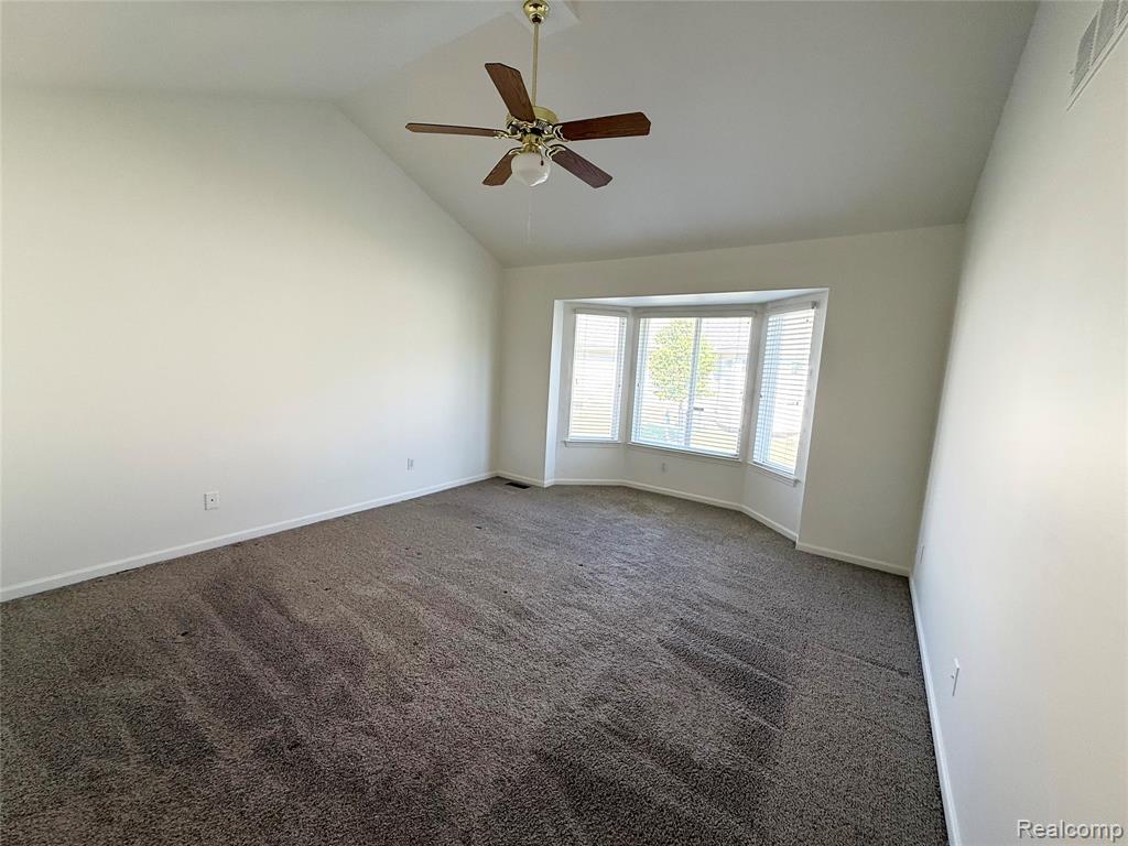 5765 Woodview Drive, Sterling Heights, MI 48314 — Photo 12