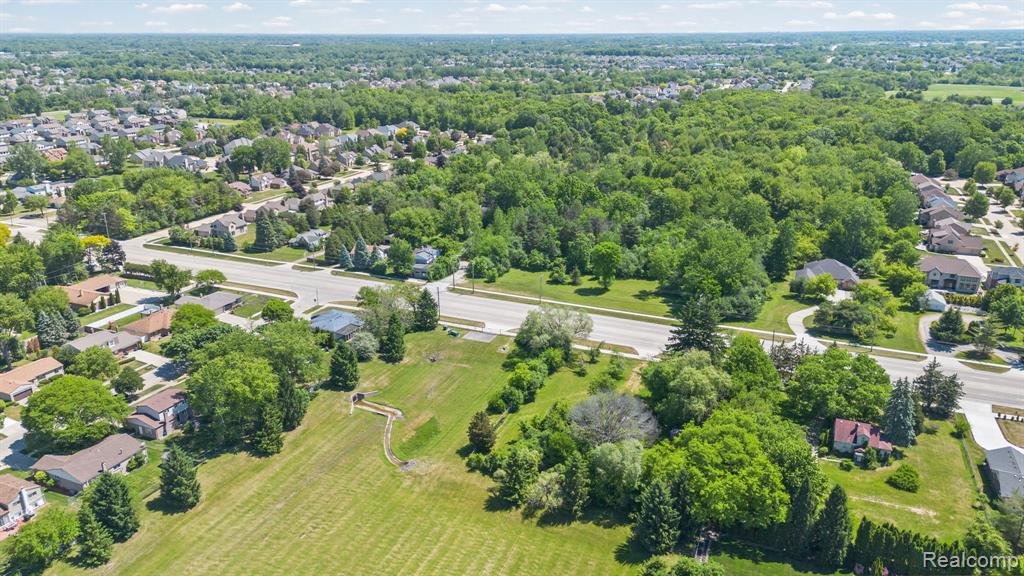 42021 Dequindre Road, Troy, MI 48085 — Photo 6