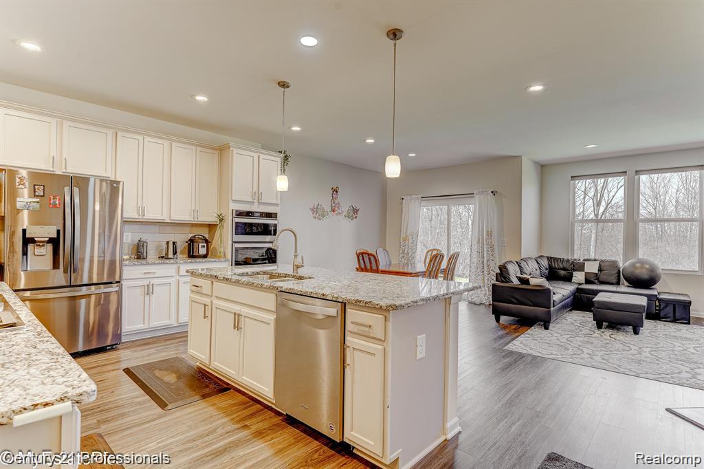 43646 Prospect Lane, Novi, MI — Photo 16