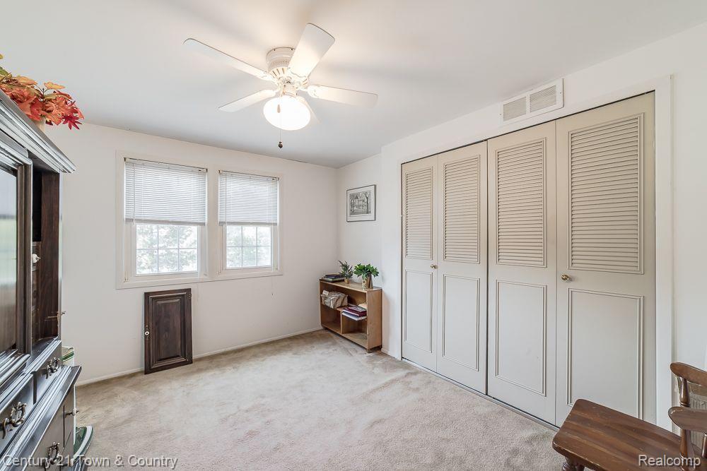 5395 BREEZE HILL, Troy, MI 48098 — Photo 31