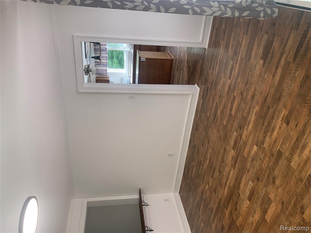 7038 E Coldwater Road, Davison, MI 48423 — Photo 13