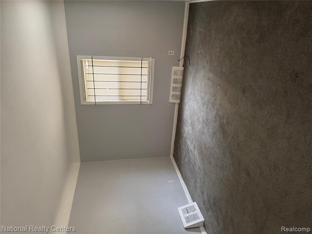 9131 Birwood Street, Detroit, MI 48204 — Photo 5