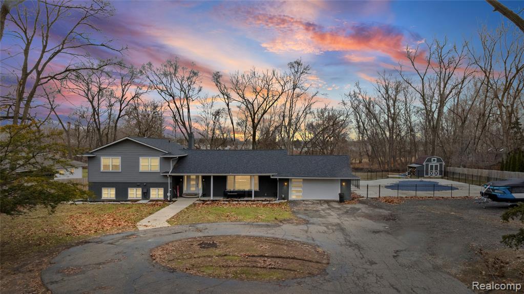 1079 Arlington Street, Middleville, MI, 49333