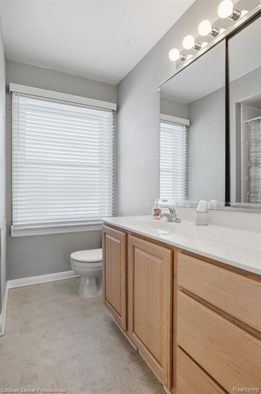 900 Little Hill Court, Rochester Hills, MI 48307 — Photo 17