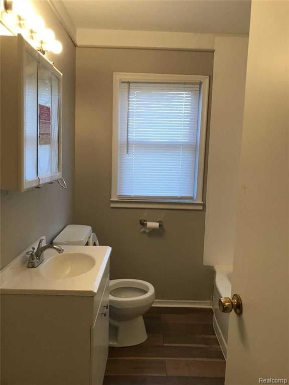 23440 COUZENS Avenue, Hazel Park, MI 48030 — Photo 7