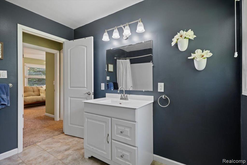 5116 WAKEFIELD Road, Grand Blanc, MI 48439 — Photo 29
