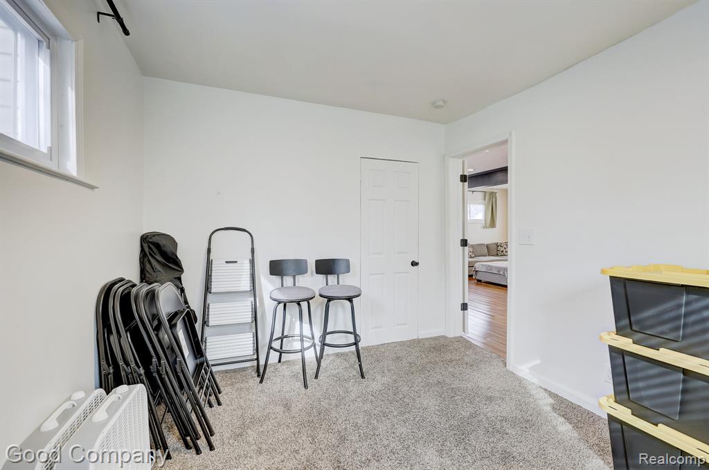 564 E Lewiston Avenue, Ferndale, MI 48220 — Photo 20