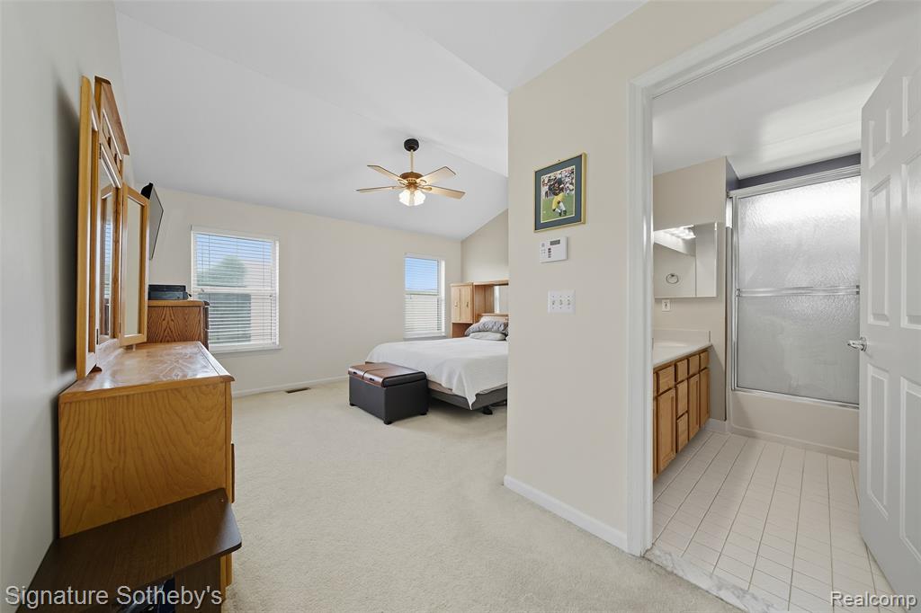6833 Sadie Lane, Belleville, MI 48111 — Photo 11
