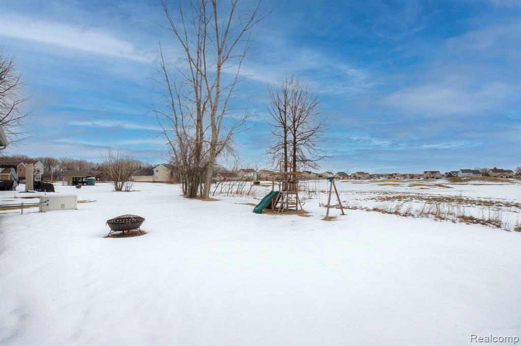 5989 Bay Hill Court, Romulus, MI 48174 — Photo 49