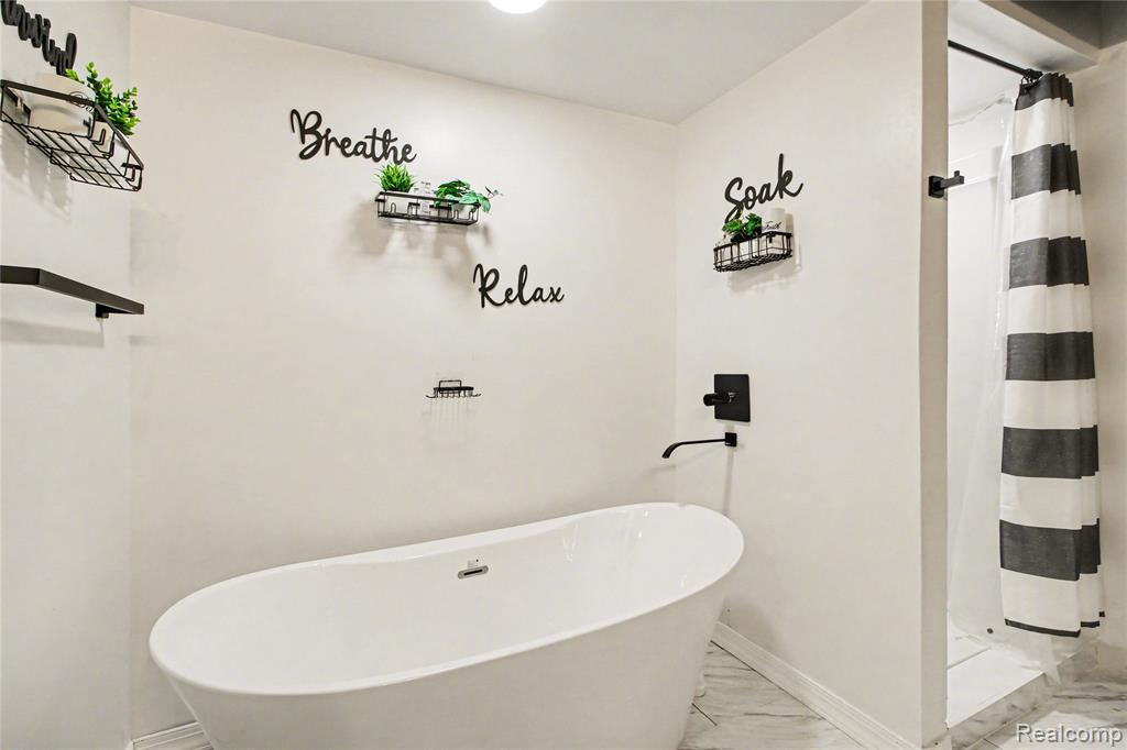 330 Cole Road, Monroe, MI 48162 — Photo 30