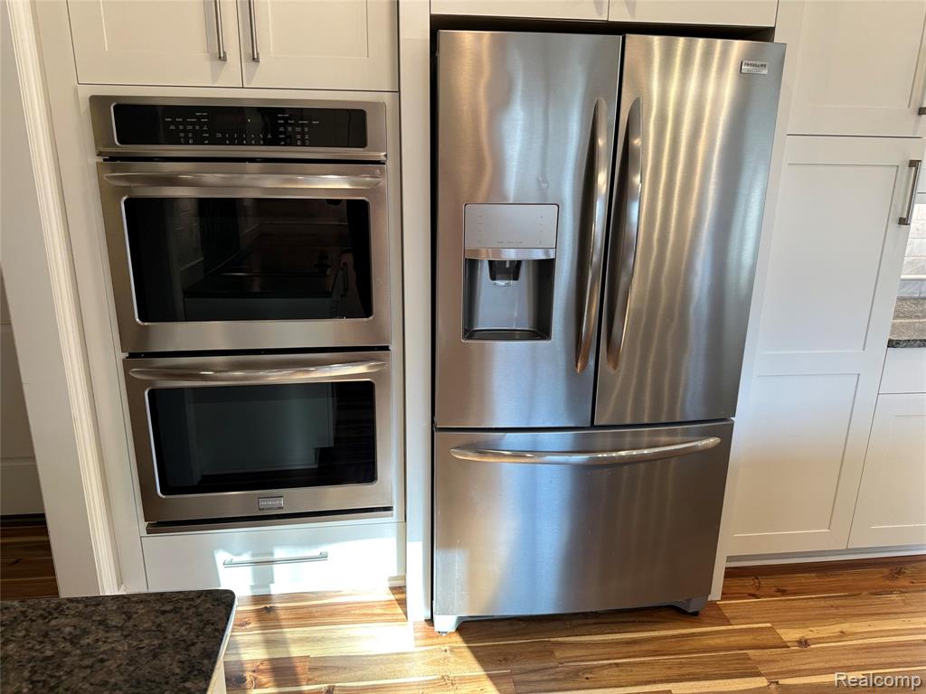 5121 Orchard Crest Drive, Troy, MI 48085 — Photo 11