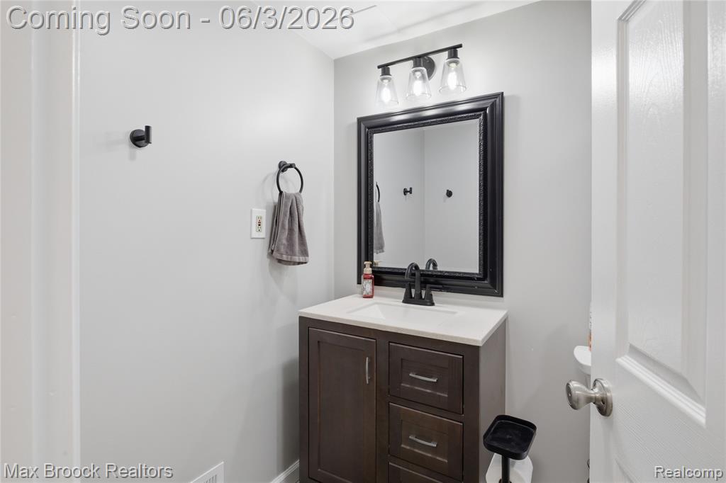 4457 Fettig Trail, White Lake, MI 48383 — Photo 26
