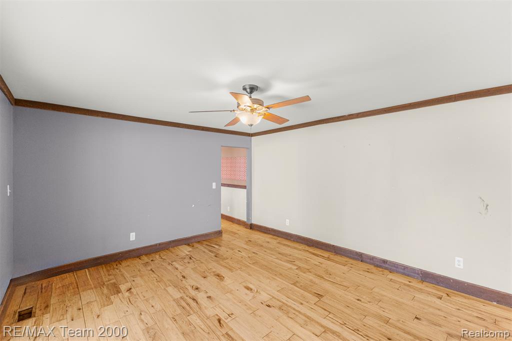 15615 Martinsville Road, Van Buren, MI 48111 — Photo 24