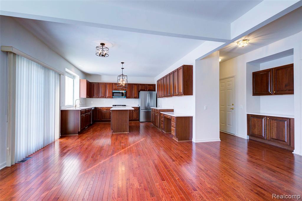 392 Lenox Drive, Canton, MI 48188 — Photo 19