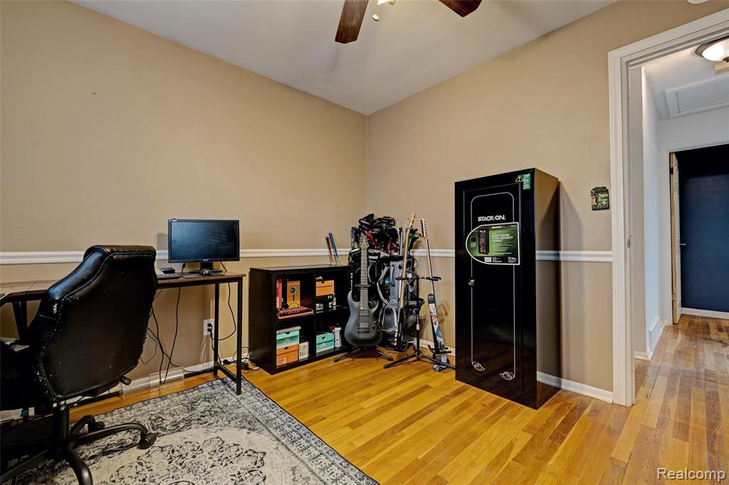 5379 Linden Road, Swartz Creek, MI 48473 — Photo 17