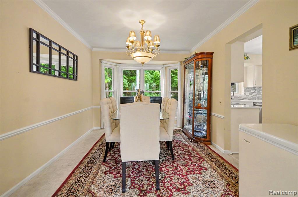425 Thornridge Court, Rochester Hills, MI 48307 — Photo 14