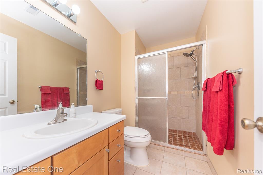 61186 Greenwood Drive, 36, South Lyon, MI 48178 — Photo 13