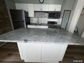 8200 Jefferson Avenue, Detroit, MI 48214 — Photo 5