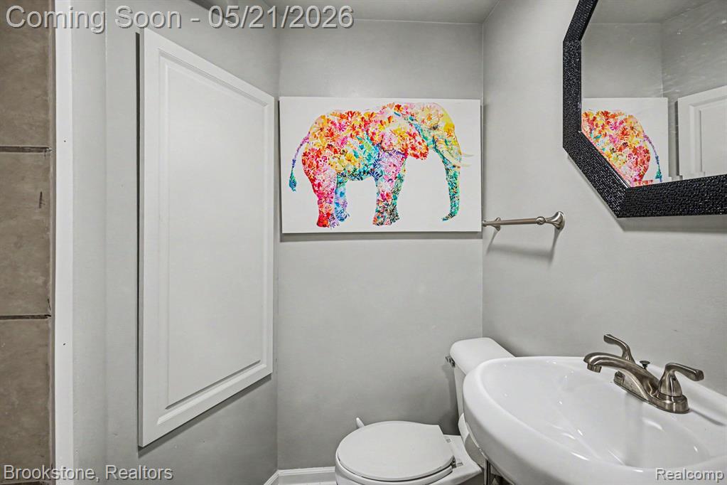 46561 Plum Grove Drive, Macomb, MI 48044 — Photo 15