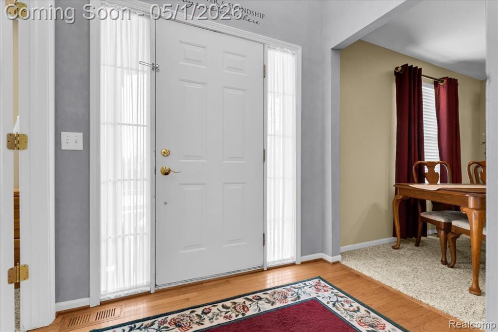 8330 Sherwood Drive, Grand Blanc, MI 48439 — Photo 5