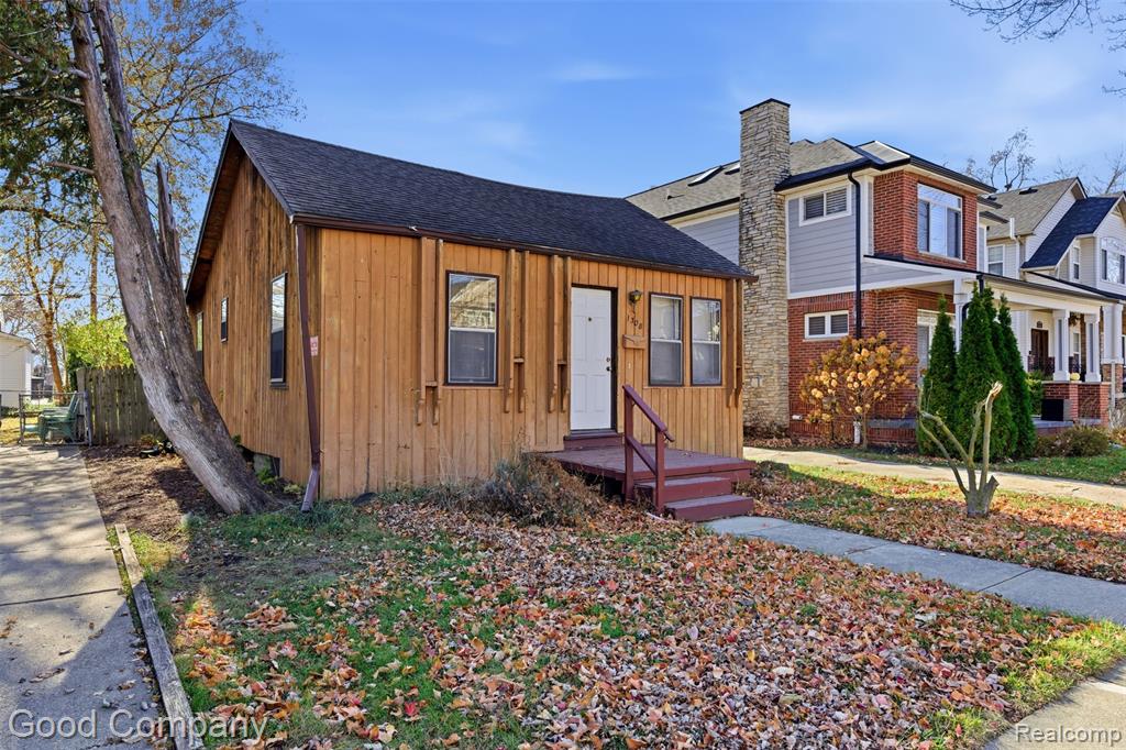 1308 E Lincoln Street