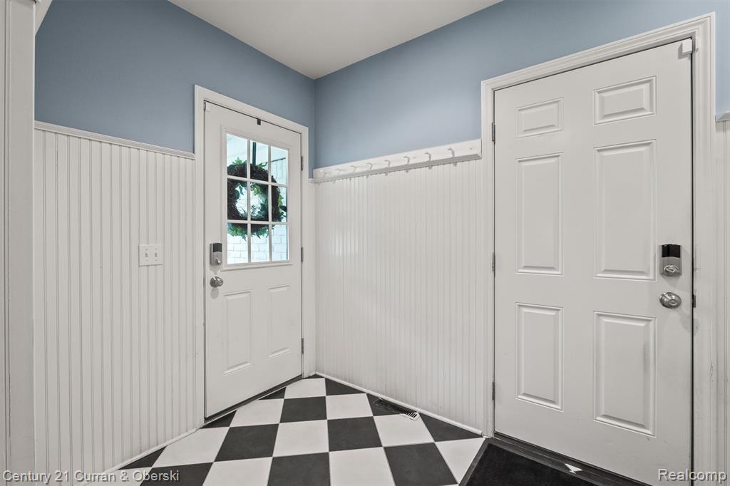 46141 Pickford Street, Northville, MI 48168 — Photo 20