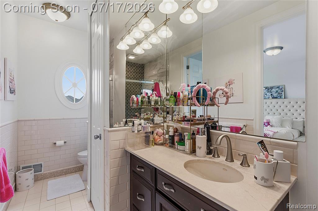 48554 STONERIDGE Drive, Northville, MI 48168 — Photo 43