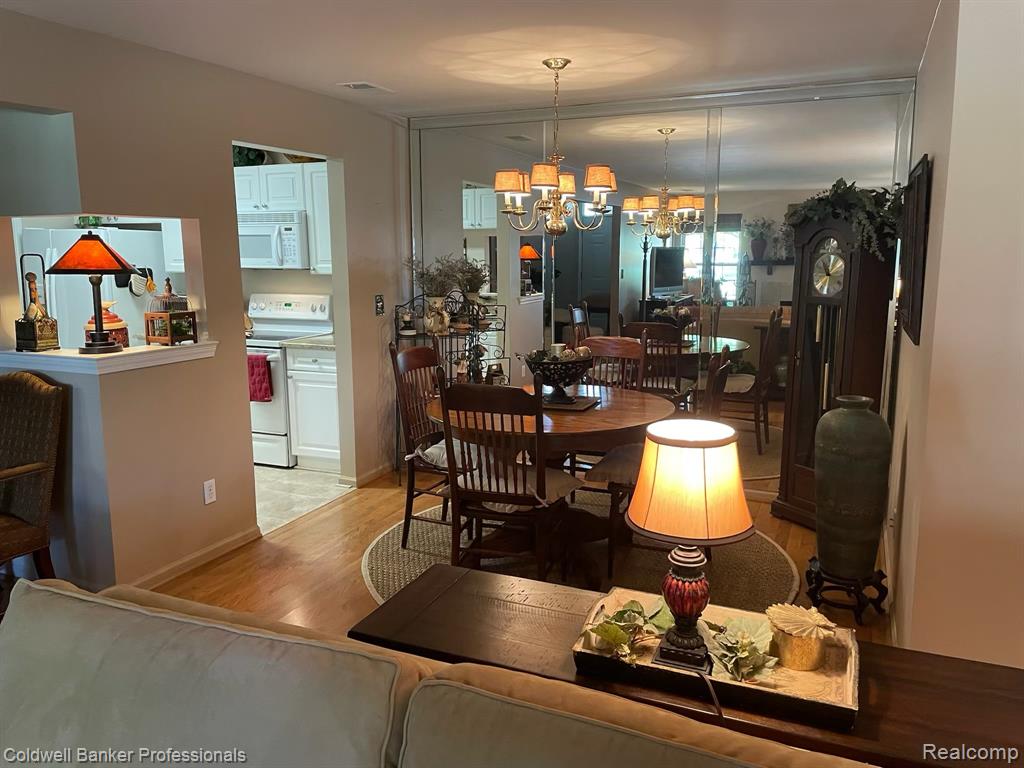 5349 Brookemonte Circle, Rochester, MI 48306 — Photo 14