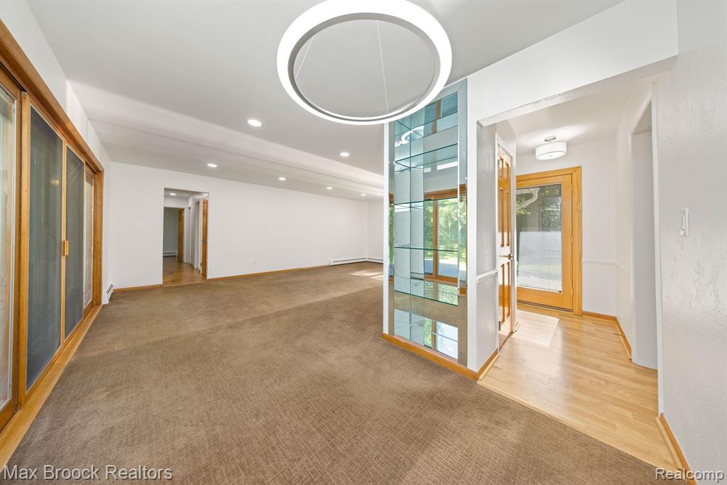 6041 EASTMOOR Road, Bloomfield Hills, MI 48301 — Photo 7
