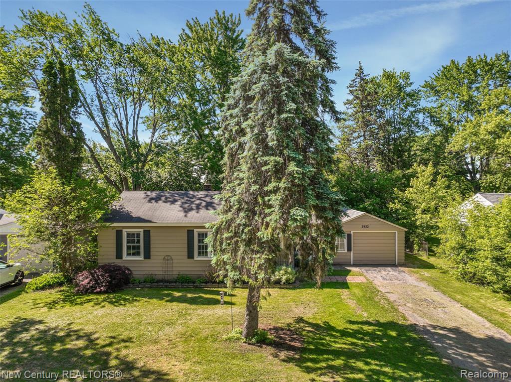 5933 Dwight Avenue, Waterford, MI 48327 — Photo 27
