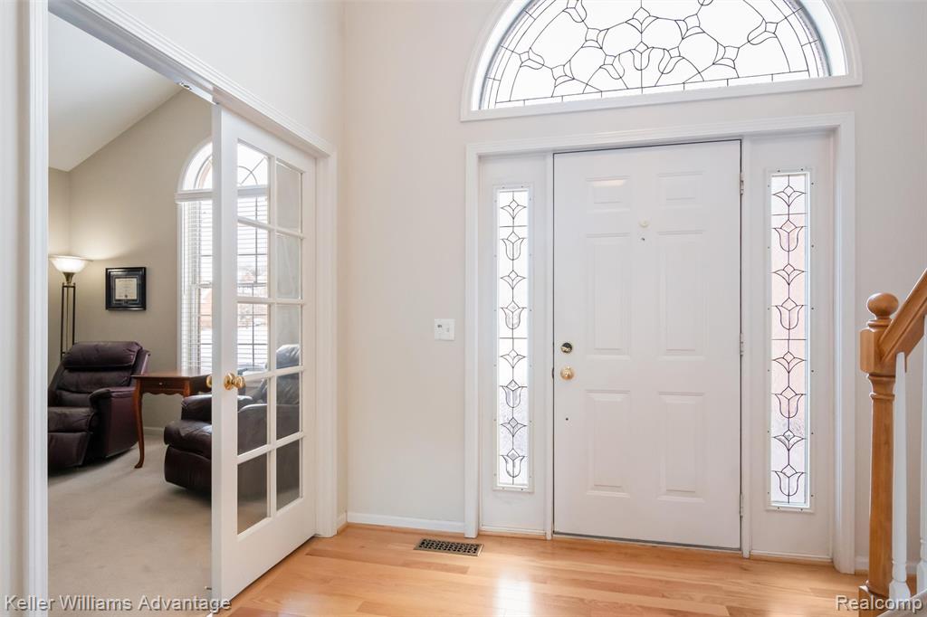 2850 Santia Drive, Troy, MI, 48085