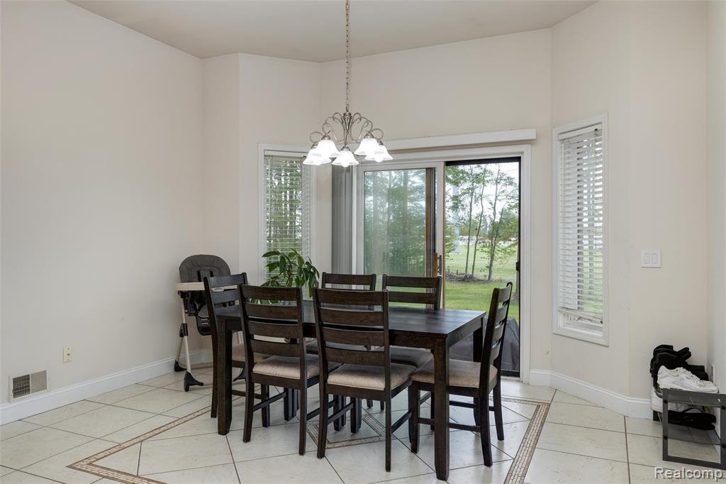 52041 Loon Court, Shelby Twp, MI 48315 — Photo 14